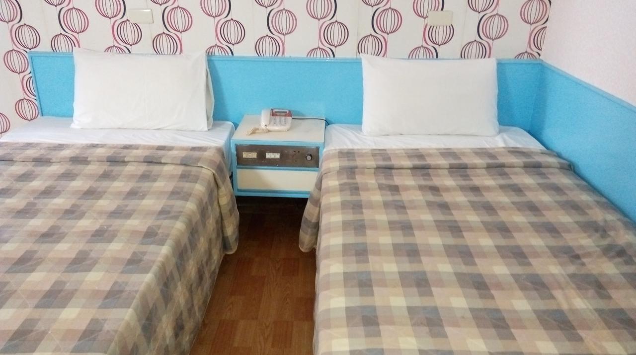 Reui Chung Hotel Гаосюн Экстерьер фото